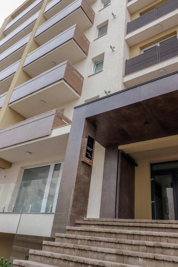 Lux Green Apartament 2 Apartman Brassó Kültér fotó