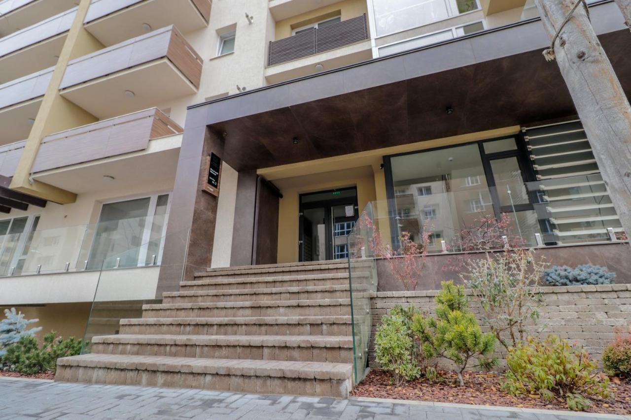 Lux Green Apartament 2 Apartman Brassó Kültér fotó
