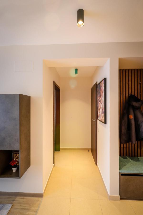 Lux Green Apartament 2 Apartman Brassó Kültér fotó