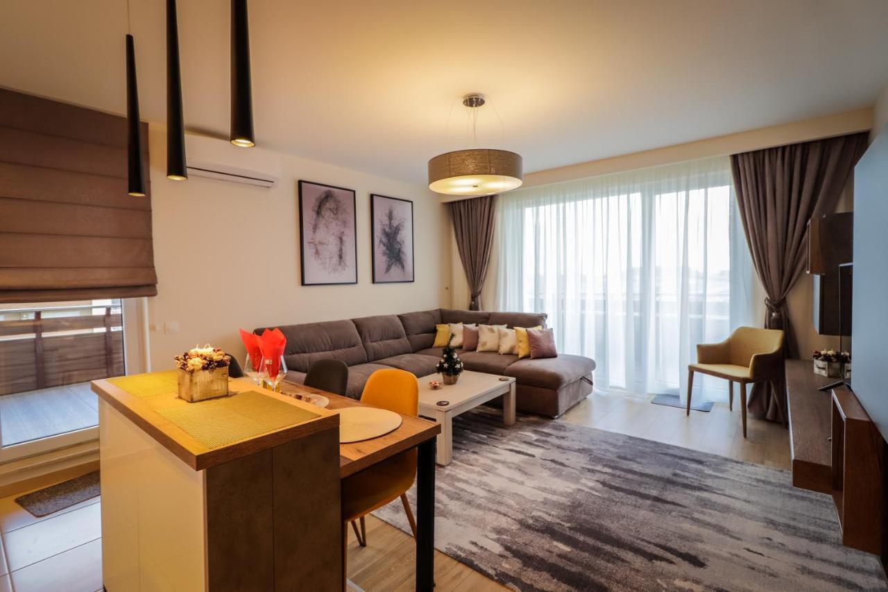 Lux Green Apartament 2 Apartman Brassó Kültér fotó